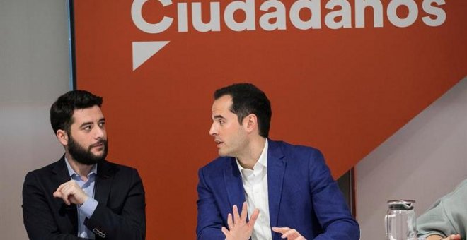 Cs da 48 horas a Cifuentes para apoyar una comisión de investigación sobre su máster y el PP acepta