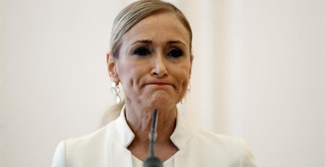 La jueza imputa a Cifuentes por el caso del máster