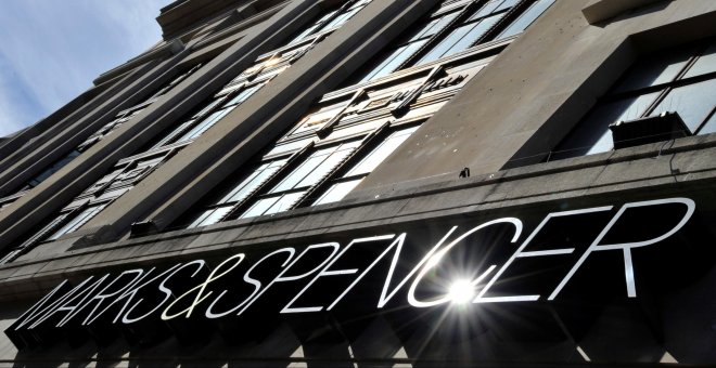 Marks & Spencer dice que debe modernizarse urgentemente para sobrevivir