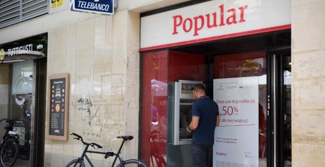 Un anciano en riesgo de pobreza recupera todos los ahorros que perdió tras invertirlos en el Banco Popular