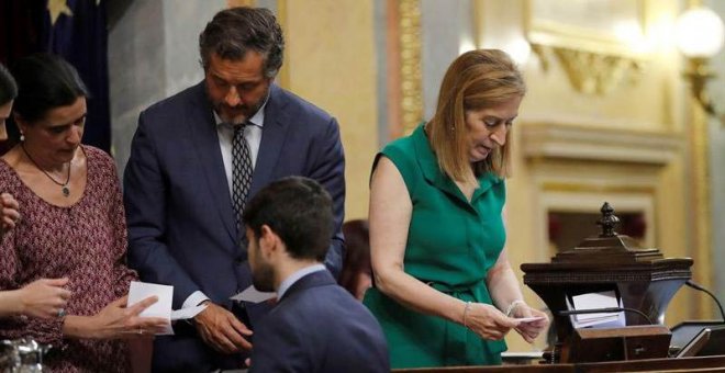 La caótica renovación del Consejo de RTVE termina en un esperpento en el Congreso