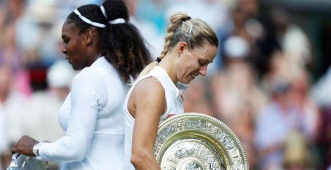 Angelique Kerber anula a Serena Williams y gana Wimbledon por primera vez