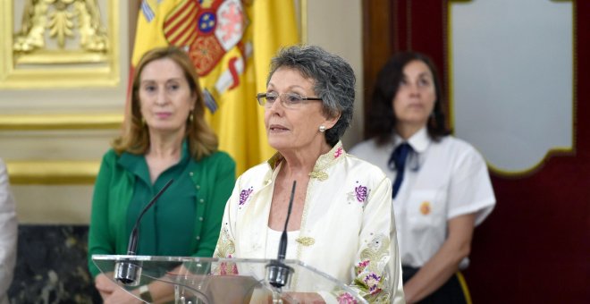 Rosa María Mateo defiende una RTVE “pública, plural e independiente” en la toma de posesión de su cargo