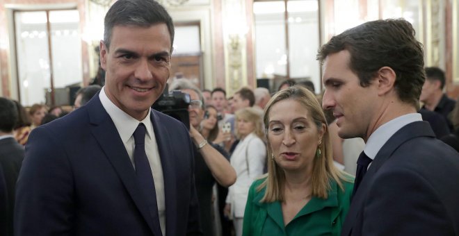 Casado corrige a Ana Pastor: Torra no puede comparecer en el Congreso sin votación