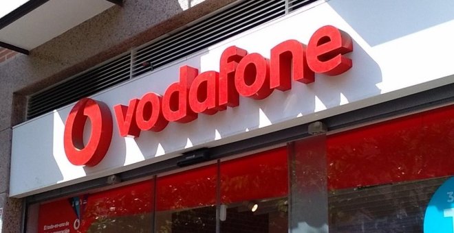Los sindicatos de Vodafone aceptan la propuesta final del ERE, con la salida de un máximo de 1.102 empleados