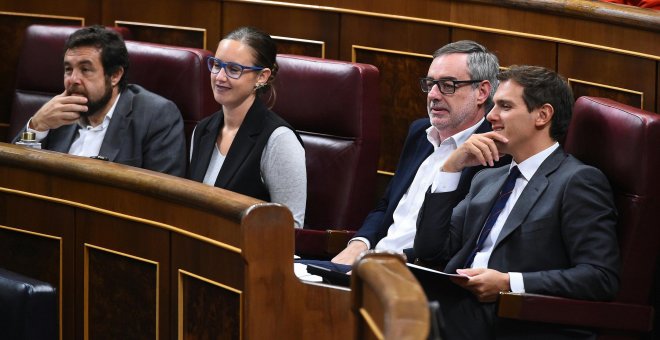 PP y Ciudadanos se quedan solos pidiendo un nuevo 155