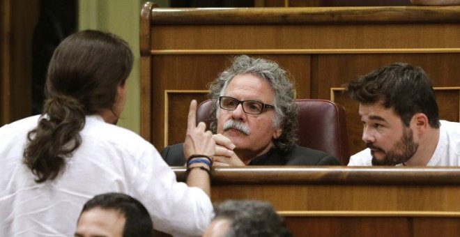 Iglesias reprocha a Tardá su "salida de tono" al tildar de "payasada" la negociación de los presupuestos