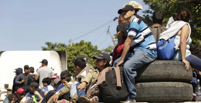 Una segunda caravana de salvadoreños migrantes sale con rumbo a EEUU