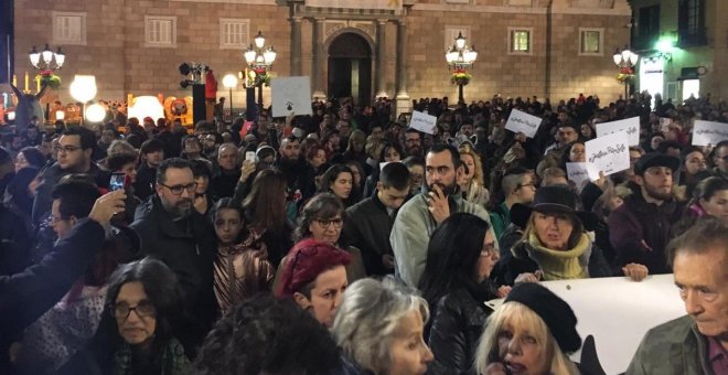 Tensión en la protesta por la muerte de un perro al que disparó un agente