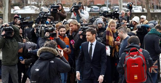 Xabi Alonso, tras la suspensión de su juicio: "Voy a seguir hasta el final"