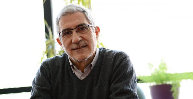 Llamazares vuelve a su trabajo como autónomo tras 30 años en política