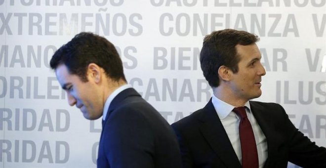 Casado apuesta por un PP "más ideológico" y los barones le piden estar "en el centro"