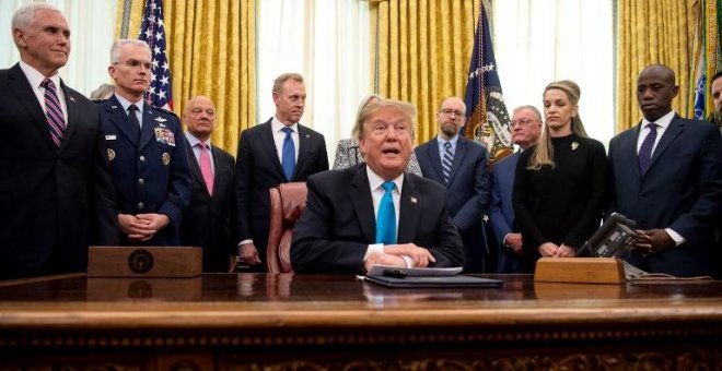 Trump firma una orden para crear la Fuerza Espacial de EEUU