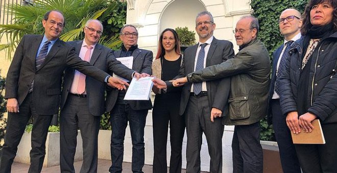 El Constitucional admite el recurso del Defensor del Pueblo contra el rastreo de opiniones políticas con fines electoralistas