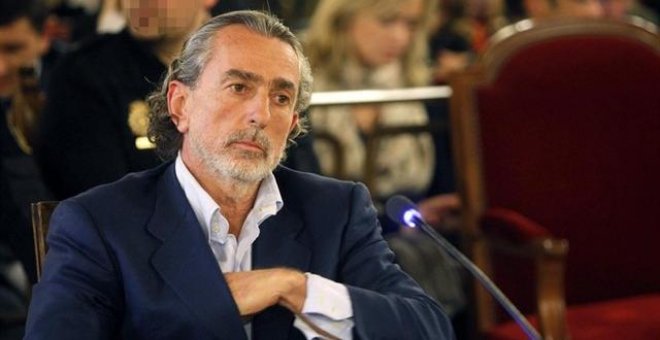 El juez de la caja B ordena analizar el móvil intervenido a Correa en prisión