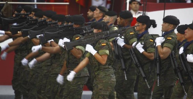 Las Fuerzas Armadas en los programas electorales: de las grandes promesas del PP al discreto mutismo del PSOE