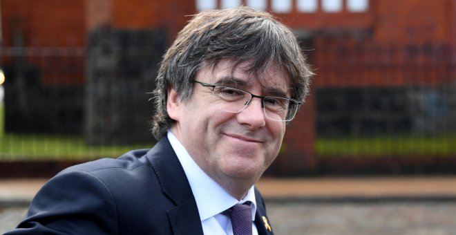 Puigdemont se equivocó de página web al gestionar su visado a Canadá, que le cobró 57 euros más que el precio oficial