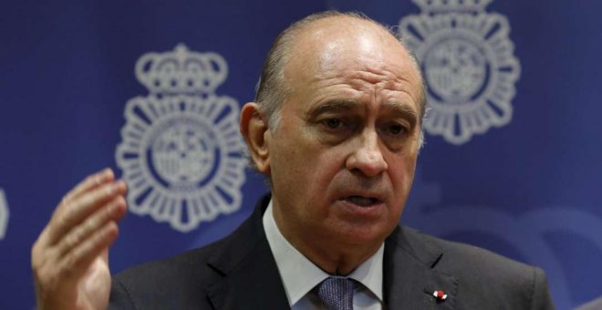 El juez García Castellón rechaza los argumentos de Fernández Díaz y reitera que hay indicios que le incriminan