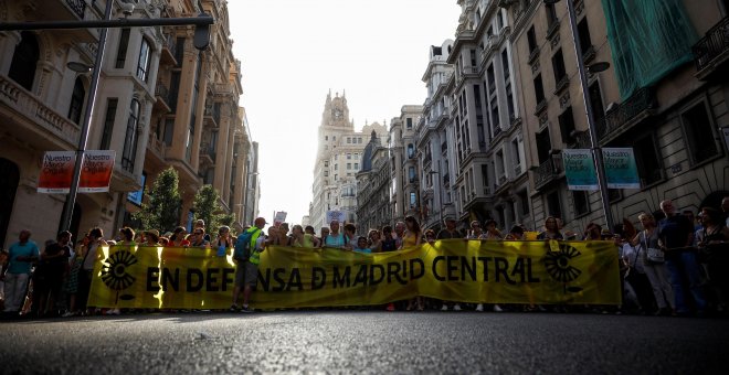 La ola de calor no ahoga el clamor por Madrid Central