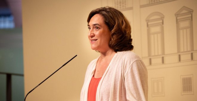 Ada Colau: "Si tengo problemas de sueño no es por pactar con los socialistas"