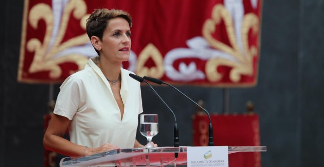 Chivite apela al diálogo y a "la convivencia pacífica" en su posesión como presidenta de Navarra