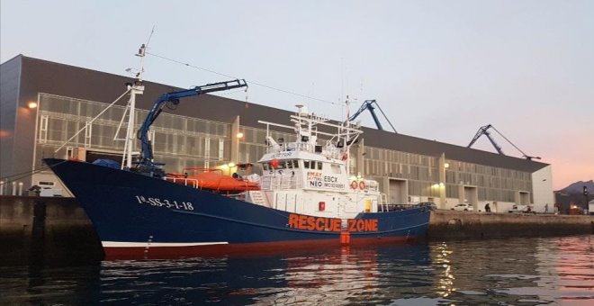 El buque Aita Mari parte rumbo al Mediterráneo con ayuda humanitaria tras varios retrasos