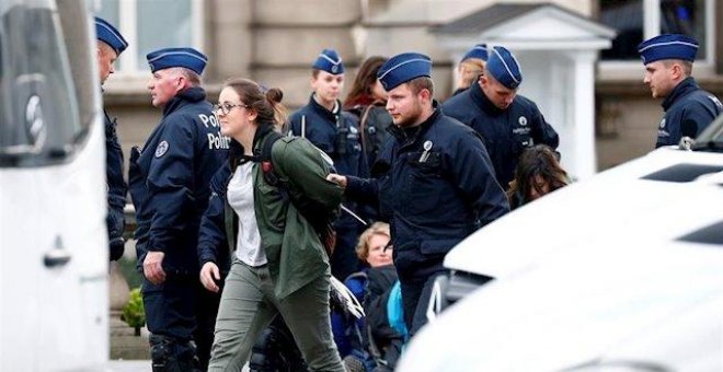 La Policía belga detiene a cerca de 300 activistas de Extinction Rebellion
