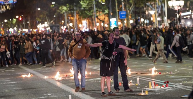 Los Mossos detienen a 51 personas por los altercados en las protestas en Catalunya