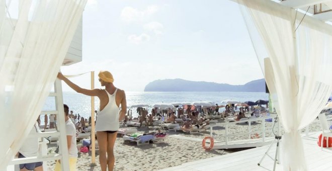 Mascarillas en la playa y otras ideas para el verano en Italia