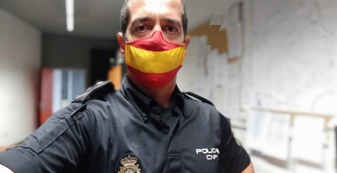 El policía ultra Jandro Lion se enfrenta a otra falta muy grave por lucrarse indebidamente a través de Youtube