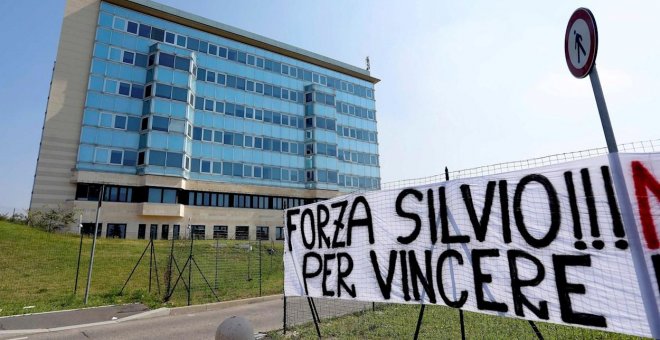 Berlusconi, ingresado con coronavirus, se encuentran en fase delicada