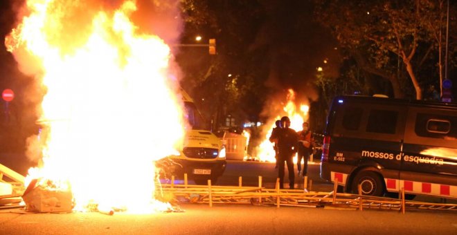 Cinc manifestats detinguts durant les manifestacions dels CDR contra la inhabilitació de Torra