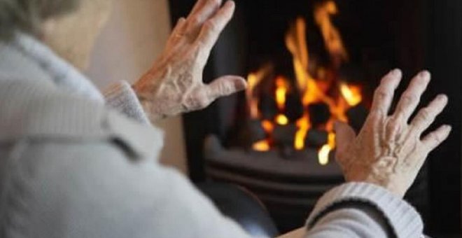 La feminización de la pobreza energética: cómo las olas de calor y de frío afectan más a las mujeres