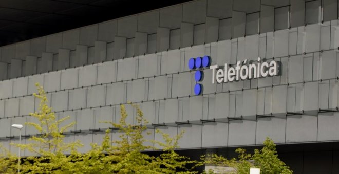 Telefónica crece en ciberseguridad y la nube con la compra de la británica Cancom por casi 400 millones