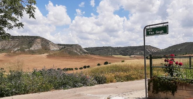 Un megaproyecto energético rodeará de placas solares un pueblo de 8.000 vecinos... sin posibilidad de autoconsumo