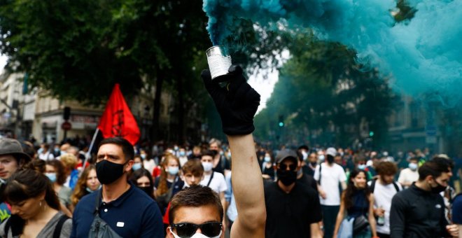 La izquierda francesa dice basta a una espiral derechista que asfixia el país