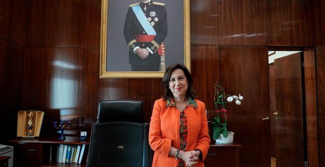 Robles rechaza valorar los mensajes de "la señora Belarra" sobre Juan Carlos I: "Pone tantos tuits que no comento ninguno"