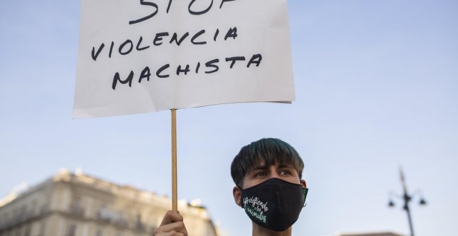 Detenido un hombre de EEUU por asesinar a su mujer en Cádiz