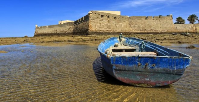 Los testigos de Jehová a los que el franquismo encarceló en un castillo de Cádiz por no querer hacer la mili