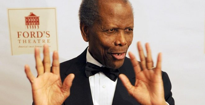 Muere el actor Sidney Poitier, primer negro en ganar un Óscar y símbolo de la lucha por los derechos sociales