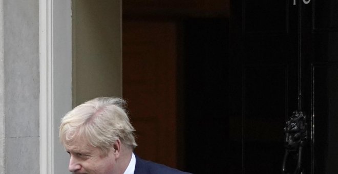 El Gobierno británico señala a Boris Johnson por "fallos de liderazgo y juicio" por las fiestas en Downing Street