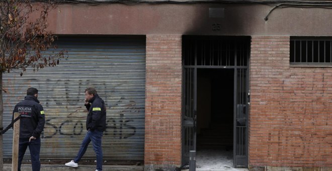 Tres muertos y un herido grave en un incendio en un piso de Santa Coloma de Gramenet