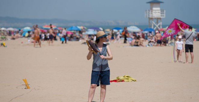 España vuelve a ser líder mundial de banderas azules en las playas con 729 galardones