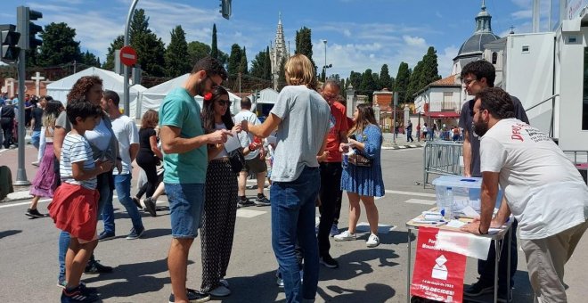 Los organizadores anuncian un aumento de la participación en la consulta popular sobre Monarquía o República