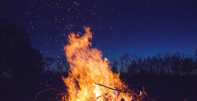 Cuándo es la noche de San Juan y en qué comunidades es festivo