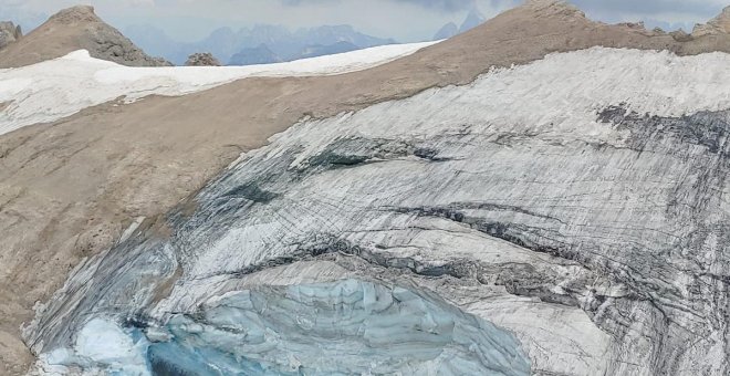 Ascienden a ocho los muertos por el desprendimiento de un glaciar en los Alpes