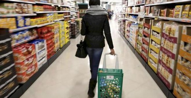 Los beneficios de los supermercados retratan la decisión del Gobierno de no limitar precios para contener la inflación