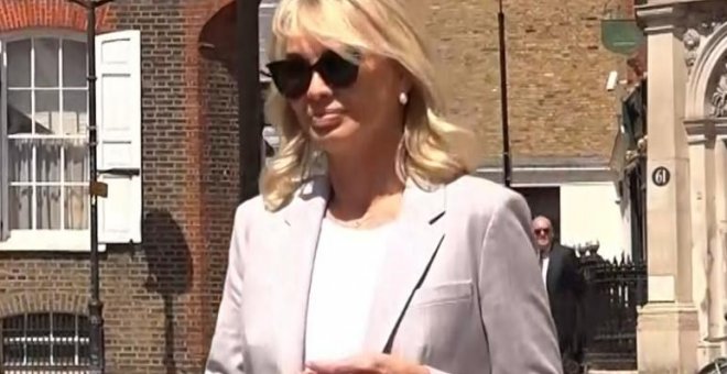 La demanda de Corinna Larsen contra Juan Carlos I mengua su patrimonio y le corta las comisiones de los amigos del emérito