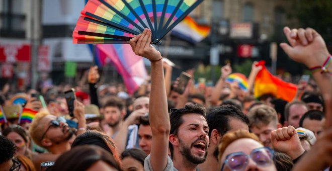 Familias de personas trans firman un manifiesto contra la "utilización política" que hace la derecha del colectivo