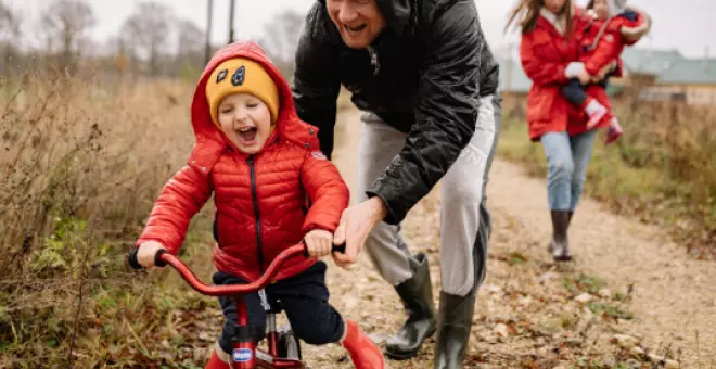 ¿Cómo escoger la mejor bici para niñas y niños por edad?